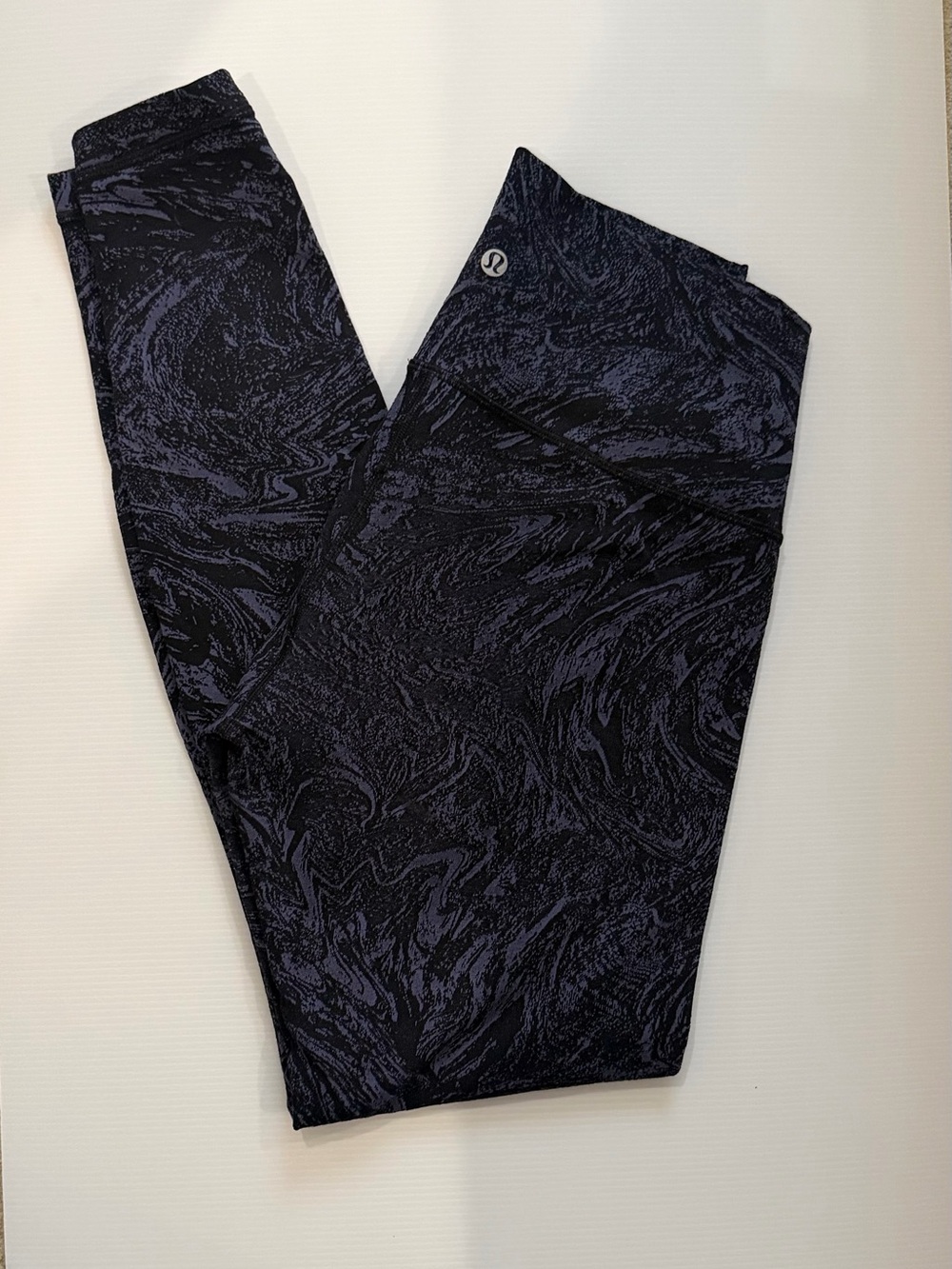 lululemon athletica Women's High-Rise Swirl Print Leggings in Black & Deep Blue